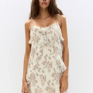 Short floral dress with ruffles